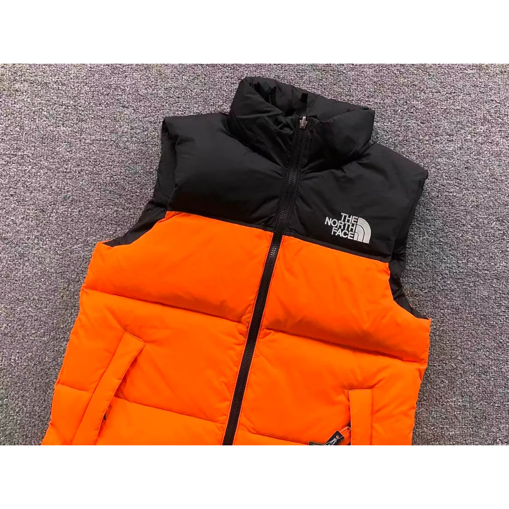 The North Face 1996 Nuptse 700 Sin Mangas - Imagen 3